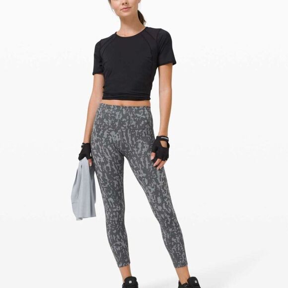 Lululemon Wunder Train High-Rise Tight 25" Size 6 - Picture 5 of 9